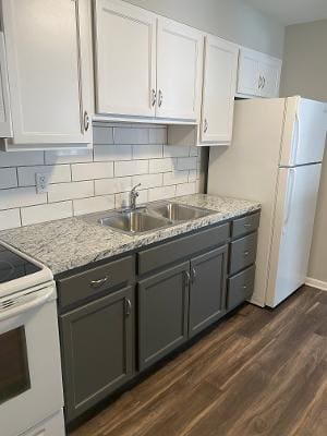Updated kitchen at 2003 Market St.